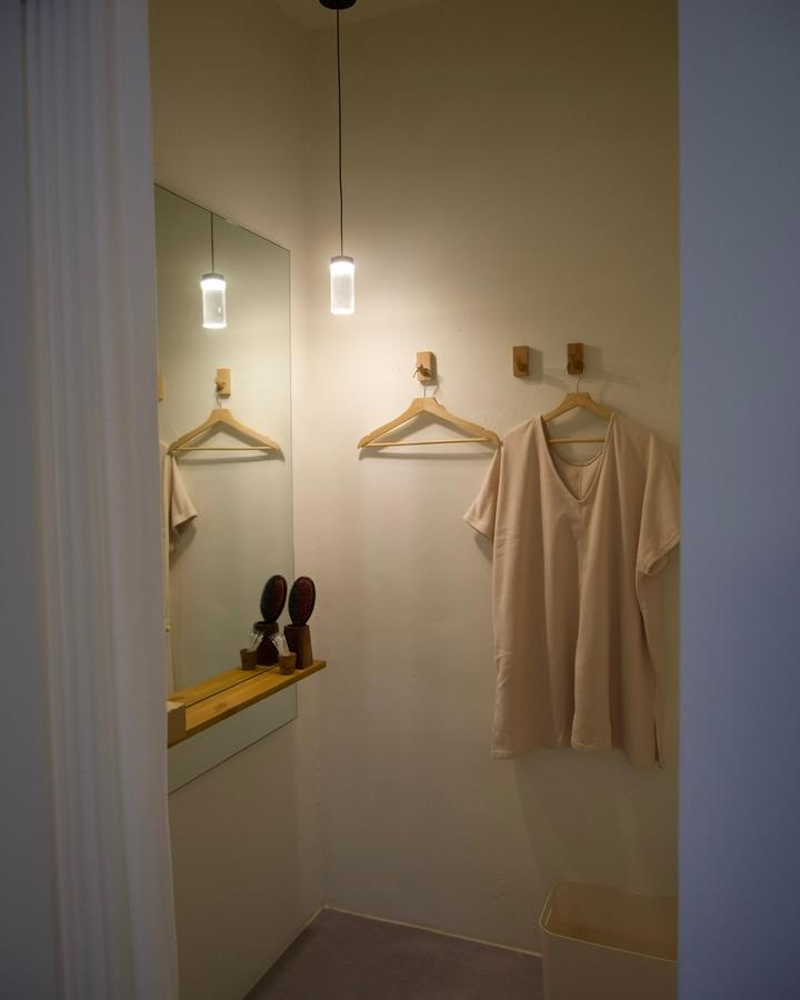 Changing & preparation area