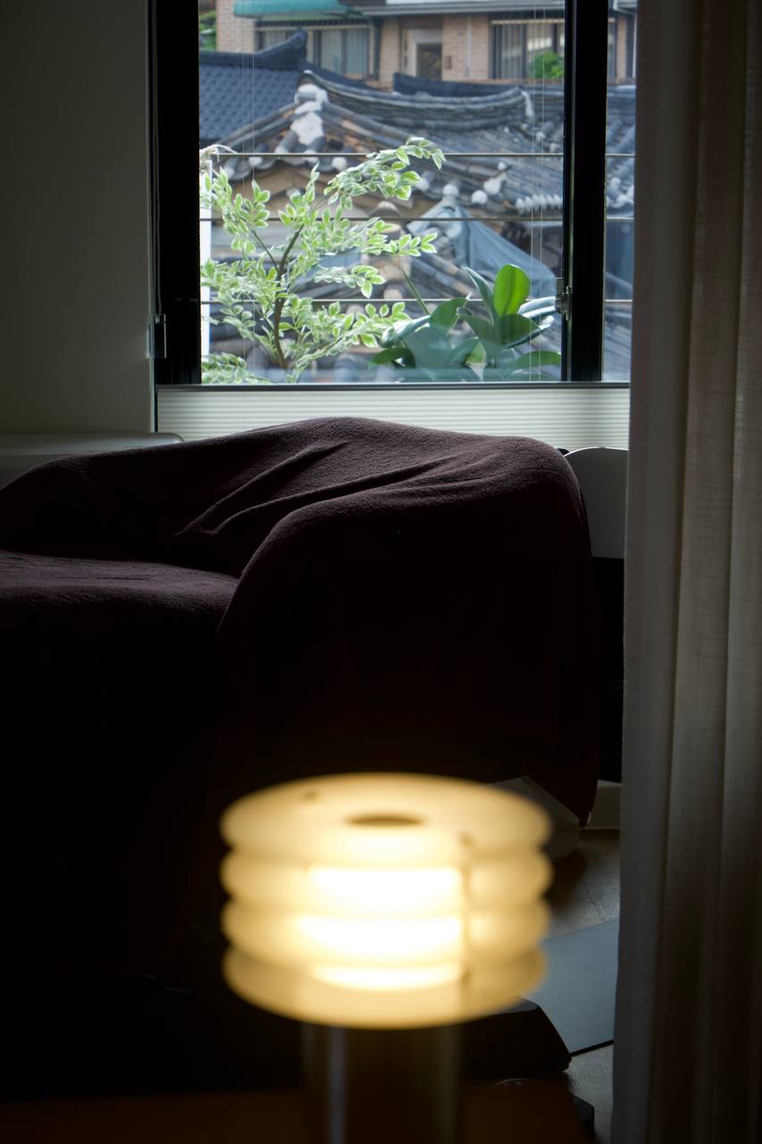 Soft light beside the treatment bed